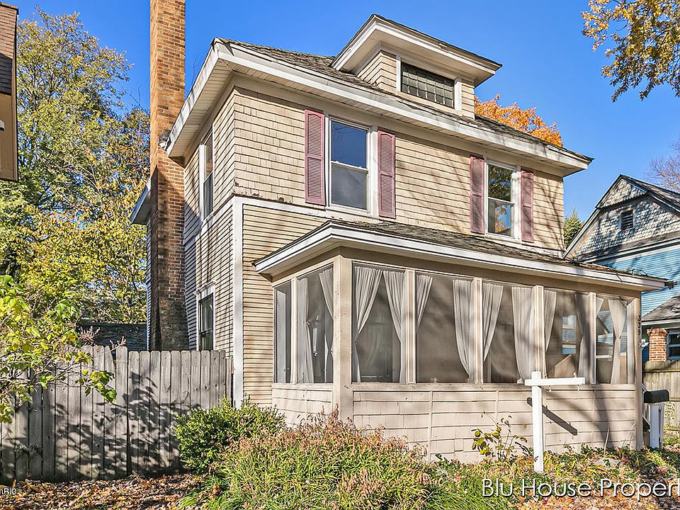 1st image of 339 Norwood Ave SE
