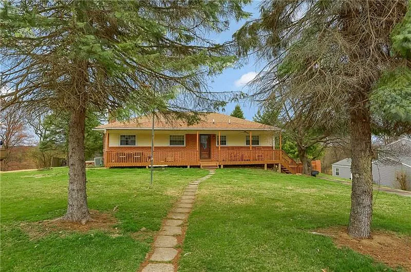 4215 E Ewalt Rd photo 1