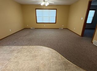 1835 Sunset Ln, La Crosse, WI 54601