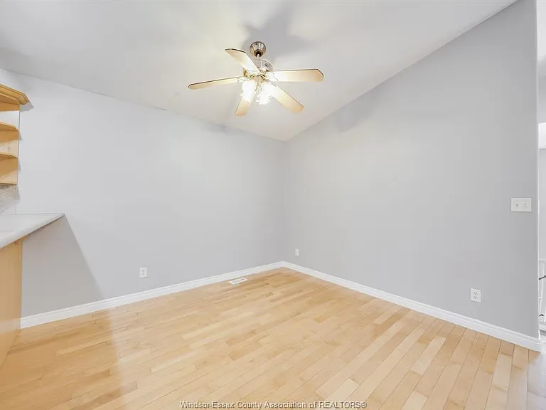 4231 Whiskey Ave — Photo 7
