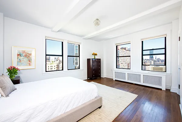 Sold by Douglas Elliman | media 7