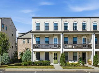 136 Harlow Cir, Roswell, GA 30076