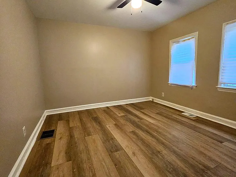 6010 Reed St — Photo 5