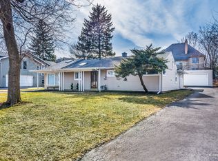 5660 S Madison St, Hinsdale, IL