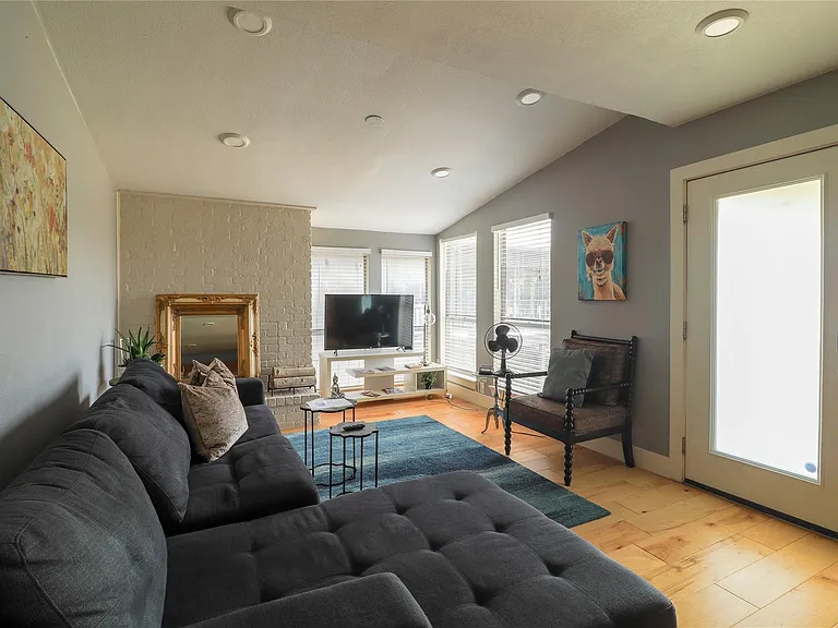 909 Reinli St #221 — Photo 2