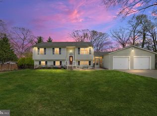 610 Sutton Dr, Pasadena, MD 21122