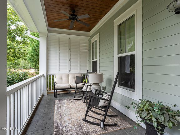 5th image of 3626 Hansa Drive