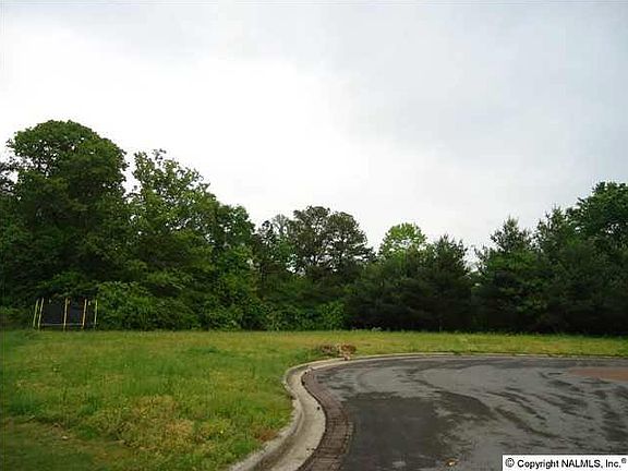 3rd image of Saint Andrews Ln