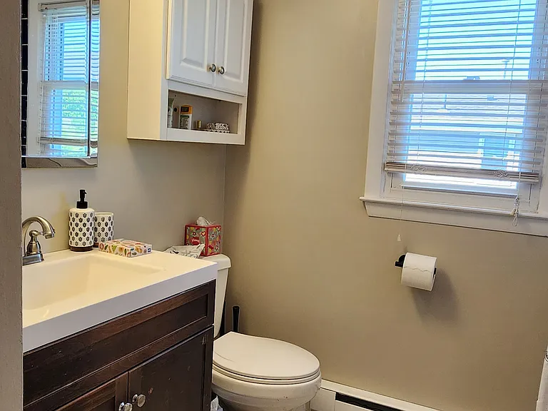 260 Connecticut Ave #2 — Photo 17