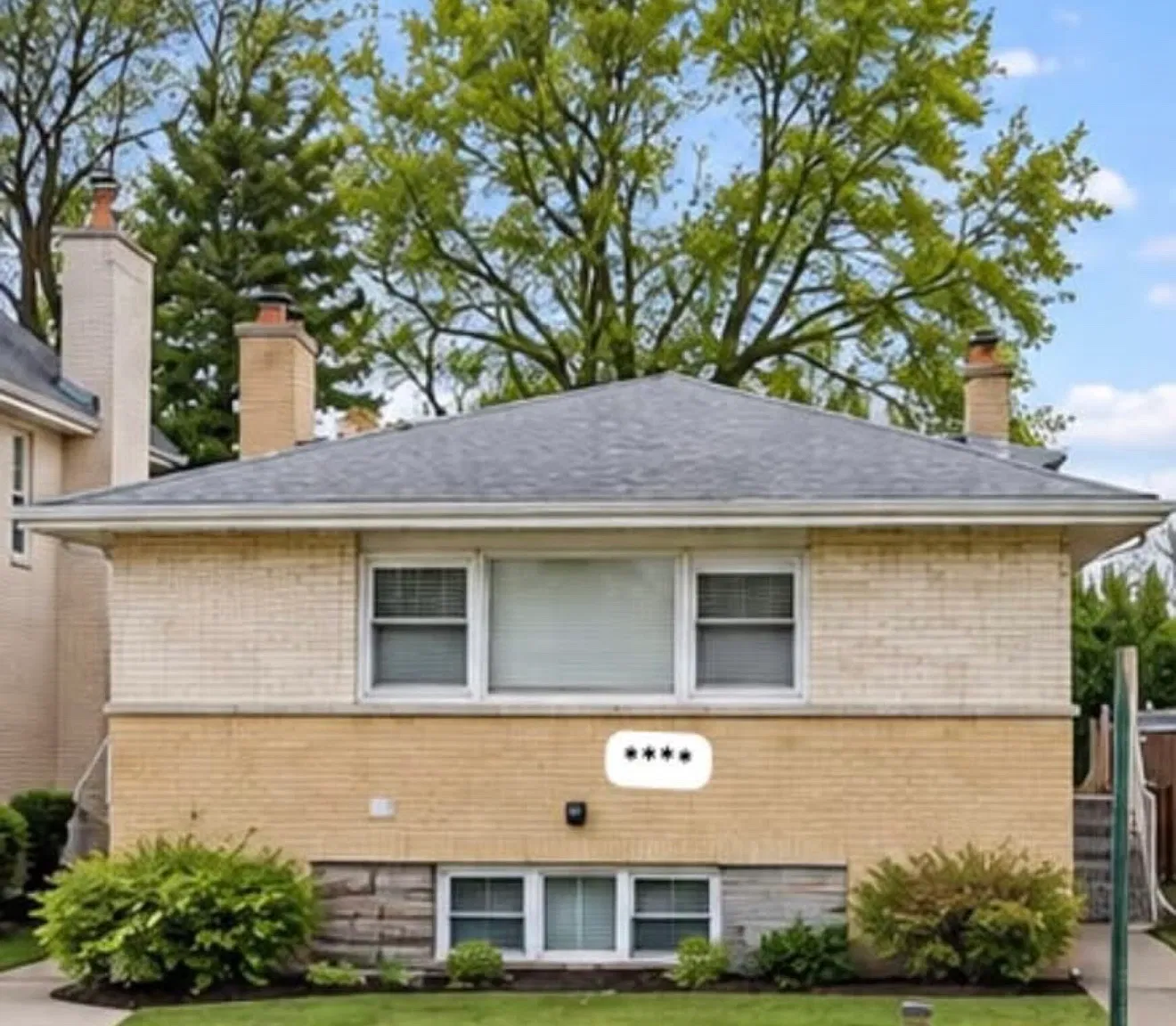 W Columbia Ave, Lincolnwood — Photo 1