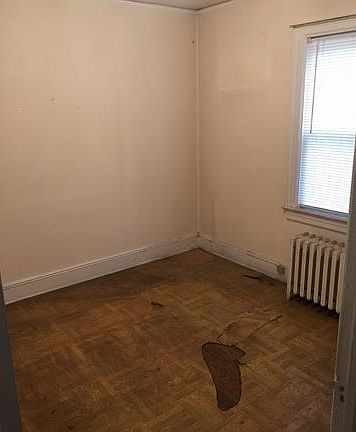 2nd image of 2763 Mickle Ave