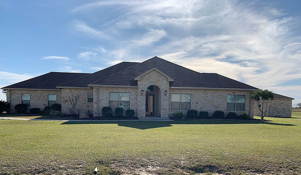 1st image of 322 La Luz Dr
