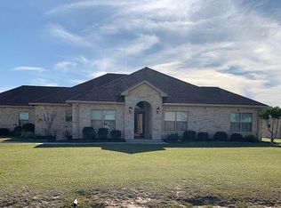 322 La Luz Dr, Victoria, TX 77905