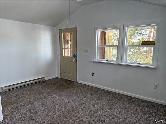 5th image of 6892 Stanwix Ave