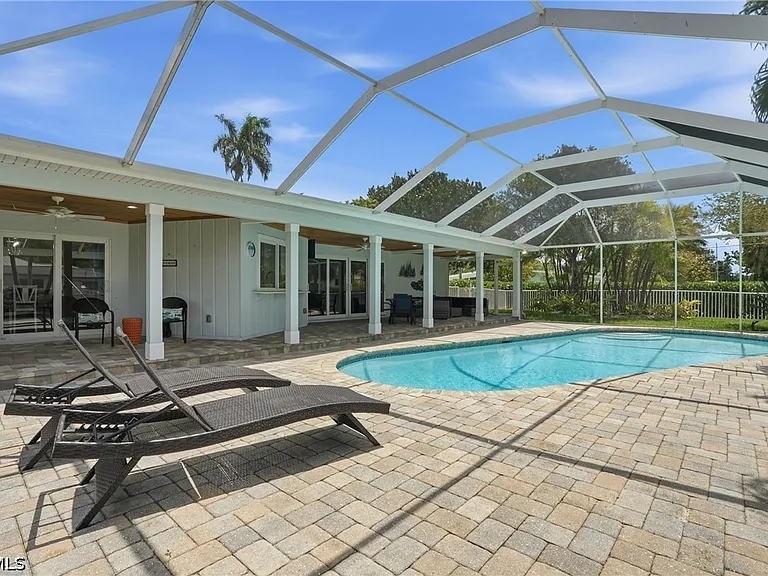1590 Sandpiper St — Photo 34