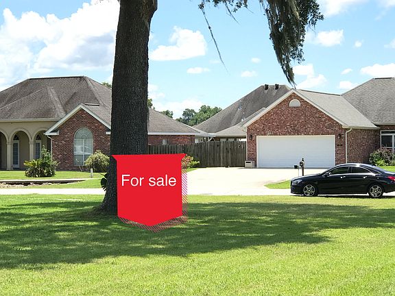 4th image of 315 Sugar Plum St