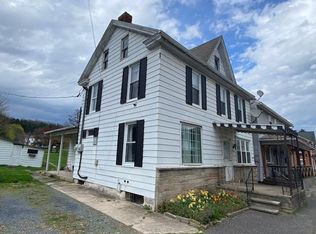 541 W Main St, Thompsontown, PA 17094