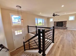 70 Hitching Post Dr, Cody, WY 82414