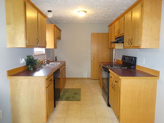 5th image of 748 Good Park Blvd