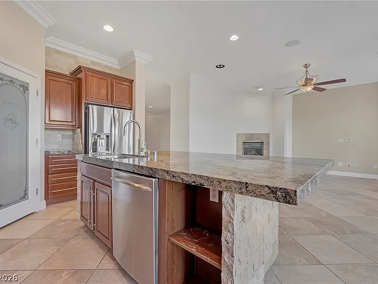 9201 Tudor Park Pl — Photo 3