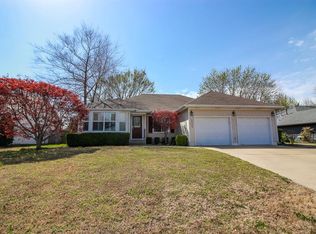 1775 N Hunters Rdg, Fayetteville, AR 72701
