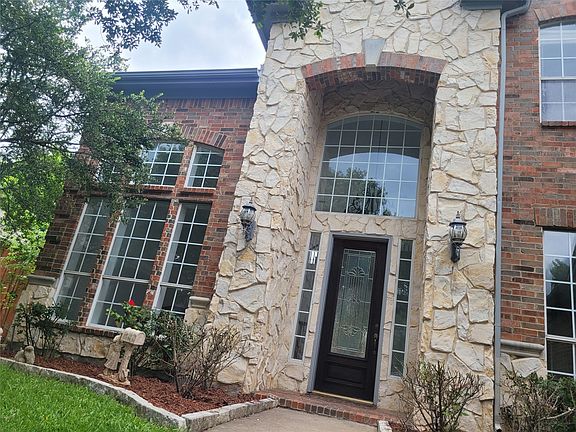4th image of 4509 Brittany Dr