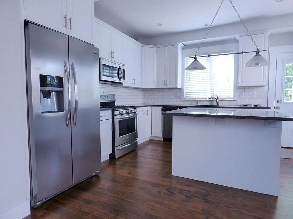 102 Prospect St — Photo 4