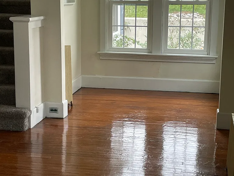 205 W Mahoning St — Photo 7