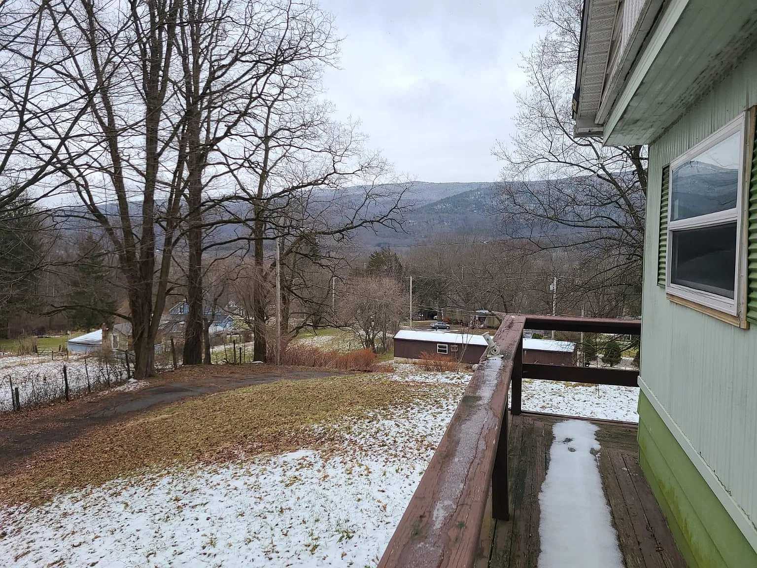 3 bed, $1,800 — Photo 2