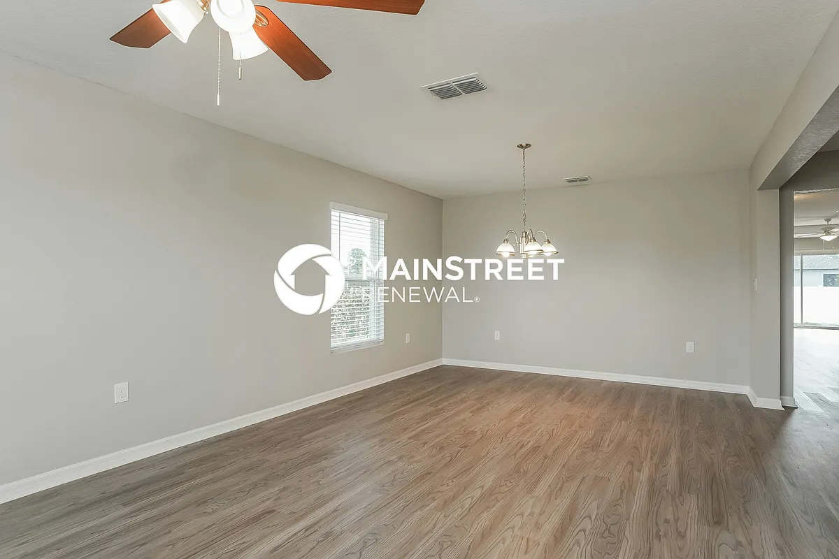 Living Room - 4109 NE 9th Pl