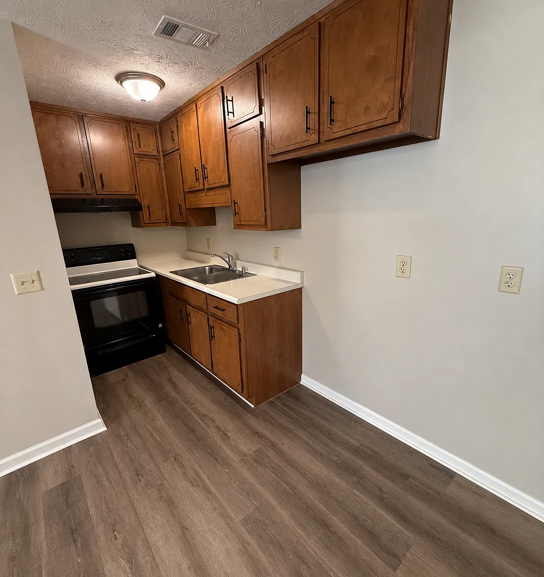 1 bed, 636 sqft, $850 — Photo 3