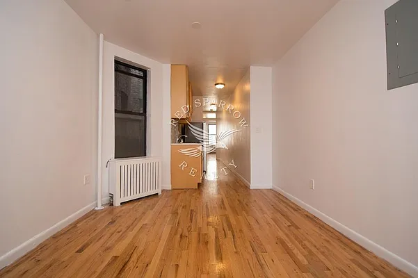 Rented by Red Sparrow Realty Group | media 34