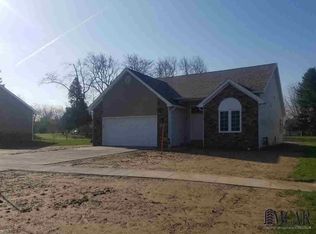 121 River Dale Dr, Petersburg, MI 49270