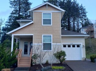 4510 Moondancer Ln, Tillamook, OR 97141