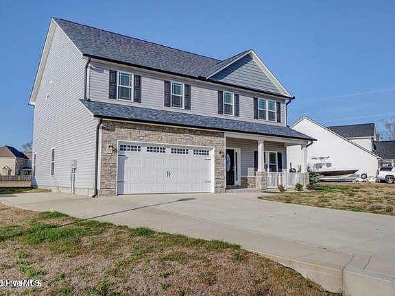 2nd image of 120 Camelot Dr
