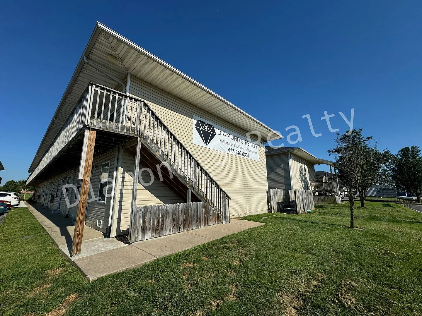 Bradford Terrace Apartments / 420 Britt Lane, RG — Photo 4