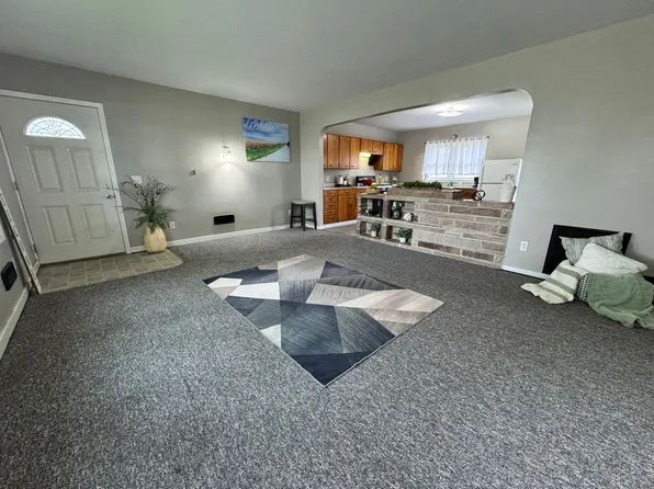 116 Main St, Hudson, IA 50643