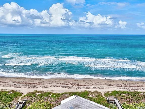 4th image of 529 NE Plantation Rd APT 105