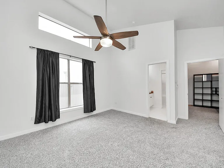 1428 Bailey St — Photo 24
