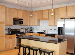 4910 W 77th St #403, Edina, MN 55435