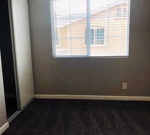 5th image of 24392 Webster Ave