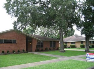 8210 Glenheath St, Houston, TX 77061