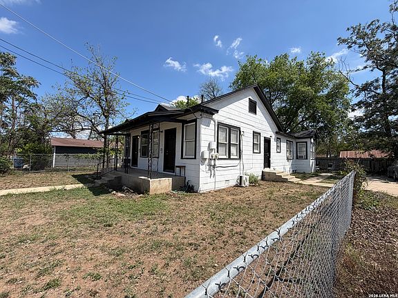 4th image of 4912-4914 Greenwood