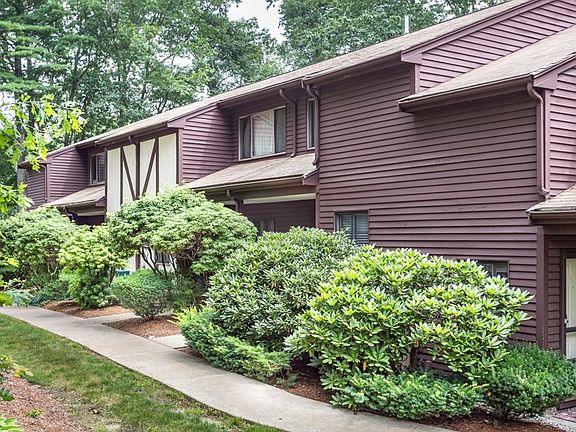 3rd image of 108 Highwood Dr