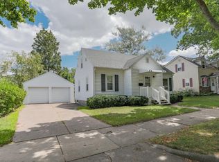 319 N 8th Ave, Wausau, WI 54401