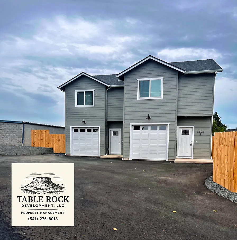 2683 Elliott Ave — Photo 1