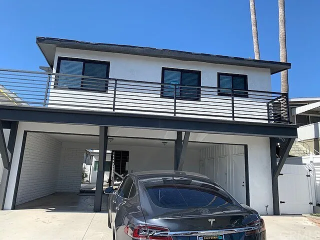 228 Avenida Serra #A — Photo 2