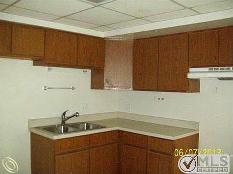 FOREST KITCHEN 1.JPG