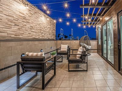 115 N Manhattan Pl, Los Angeles, CA, 90004
