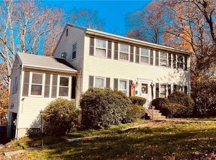 62 Sprucedale Dr, Waterbury, CT 06706